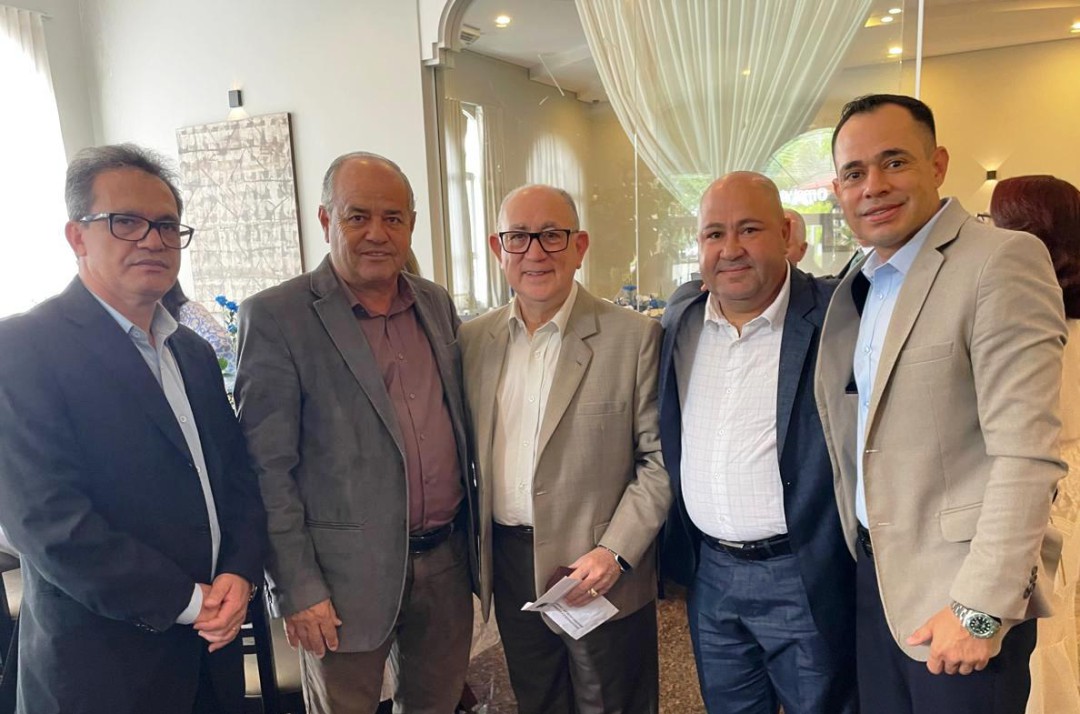 PASTOR DANIEL PESCADOR PARTICIPA DA COMEMORAÇÃO DOS 70 ANOS DO PASTOR E DEPUTADO FEDERAL PAULO FREIRE