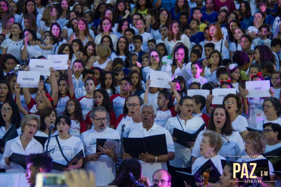OURO FINO CELEBRA ANIVERSÁRIO COM A VOLTA DO EVENTO "VOZES CANTAM A ESPERANÇA"