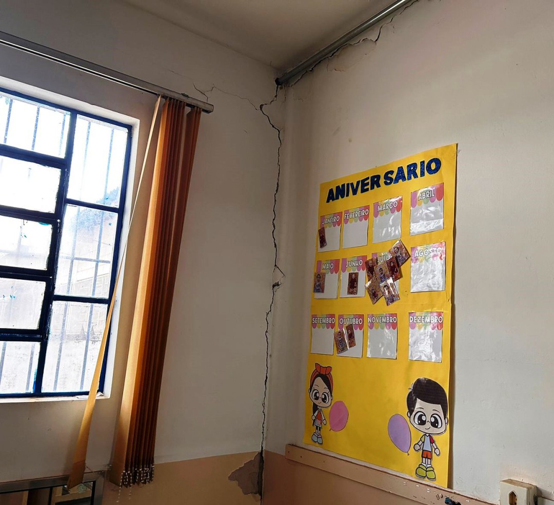ABANDONO NA EDUCAÇÃO: ESCOLAS MUNICIPAIS DE LEME APRESENTAM RACHADURAS, INFILTRAÇÕES E RISCO À SEGURANÇA DE ALUNOS E PROFESSORES