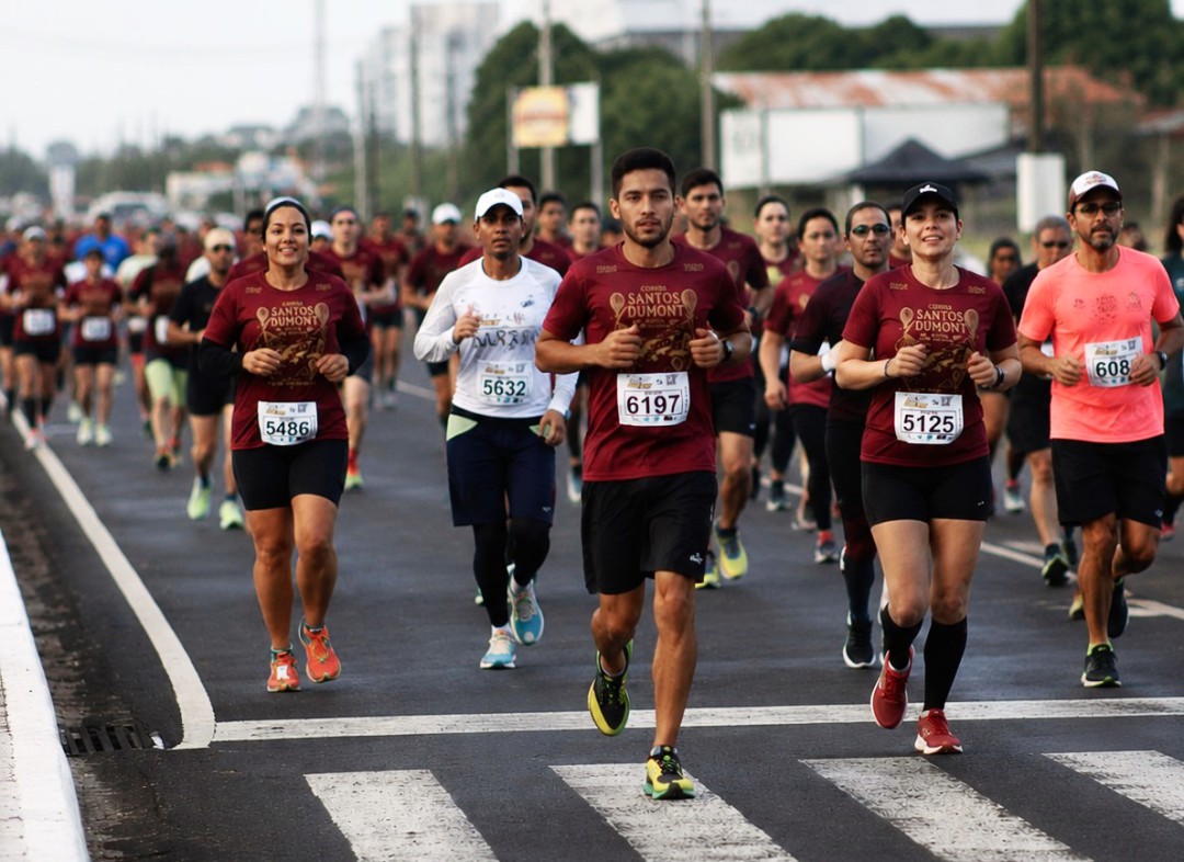PÓDIOS MARCAM PARTICIPAÇÃO DE ATLETAS LEMENSES NA CORRIDA SANTOS DUMONT