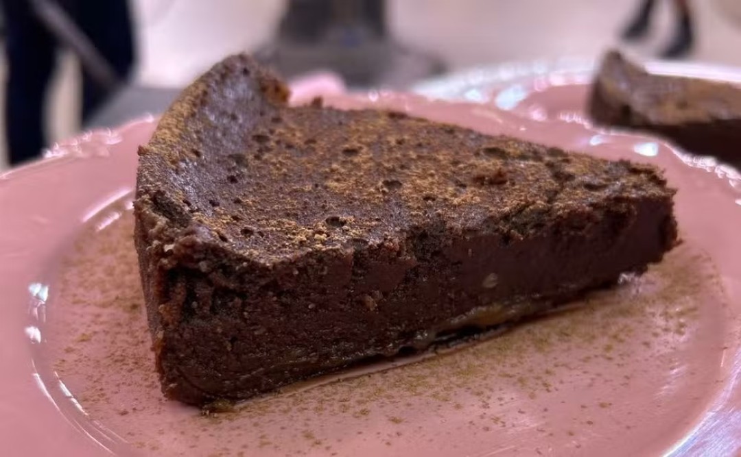 MOUSSE DE CHOCOLATE ASSADA