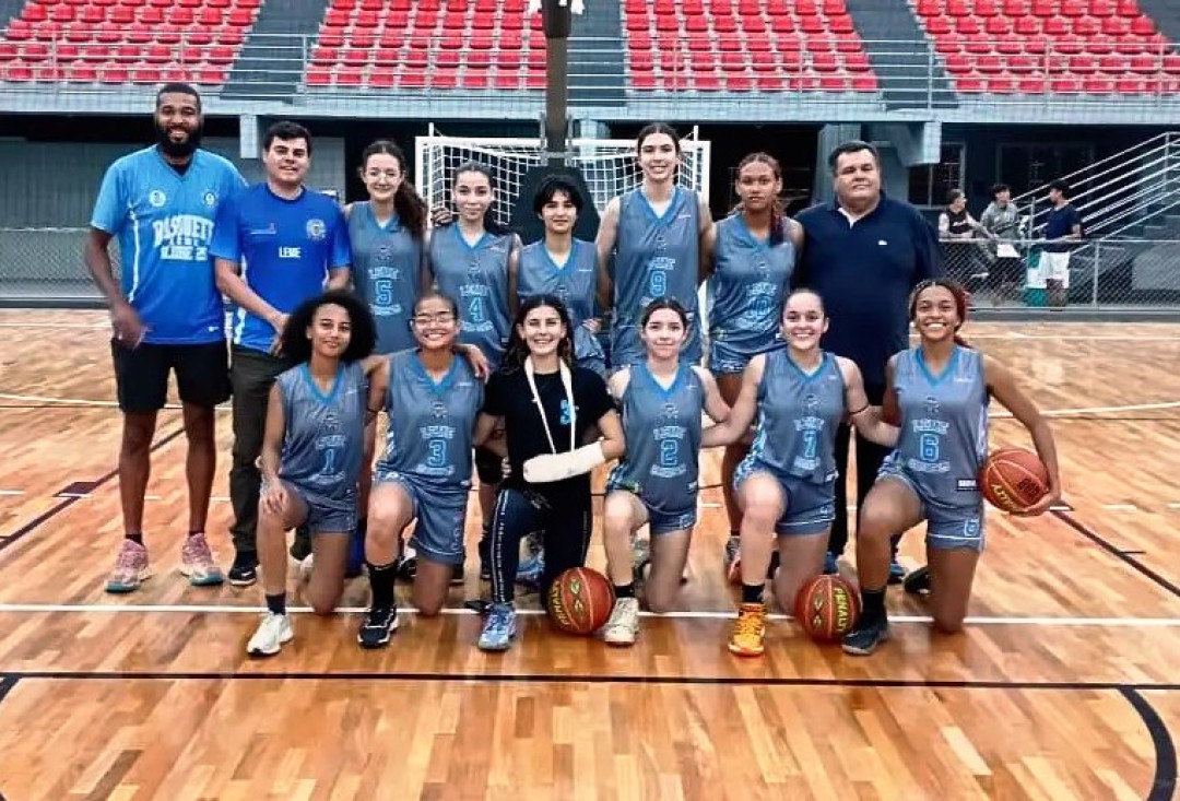 SUB-17 DO BASQUETE FEMININO SAI NA FRENTE NA DISPUTA DA VAGA NA FINAL DA LIGA METROPOLITANA