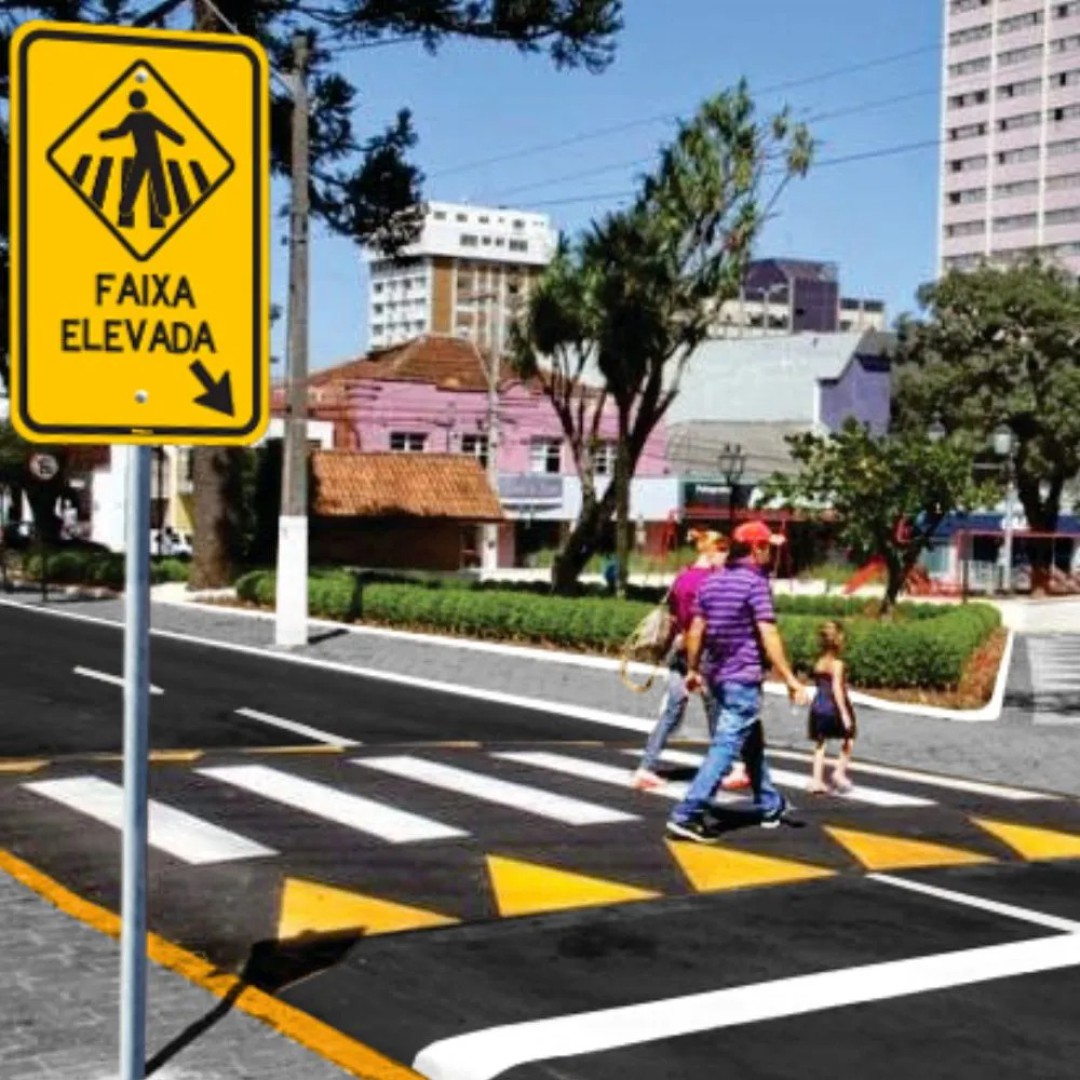 INSTALAÇÃO DE FAIXAS ELEVADAS PARA PEDESTRES EM FRENTE A TODAS AS ESCOLAS DE LEME JÁ ESTÁ EM VIGOR