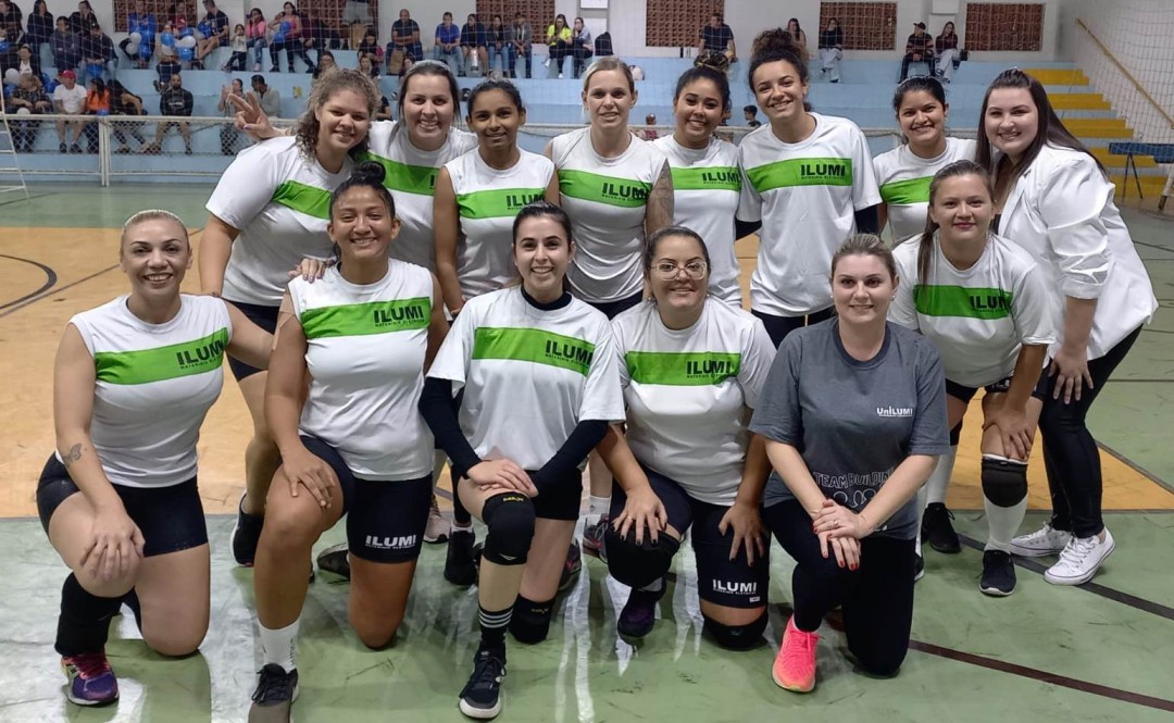 Volei Feminino de 8 de julho