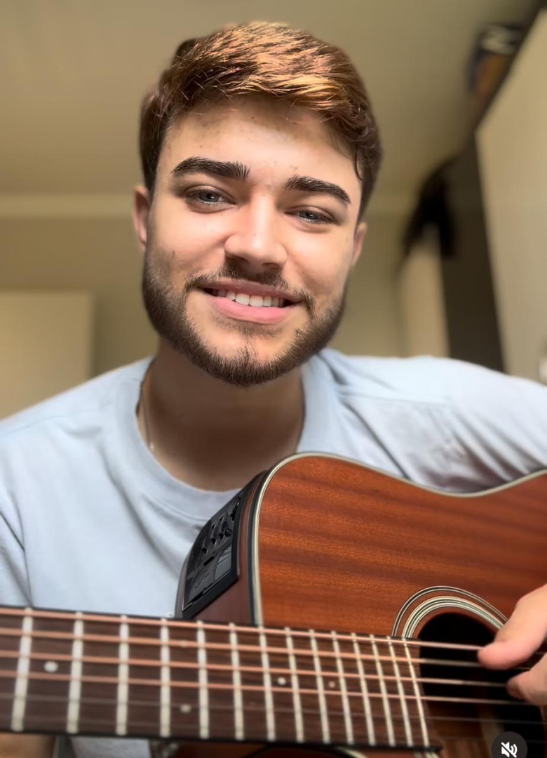 LUAN SEVERO - COMPARTILHEM E MARQUEM OS INSTAGRAM DELES