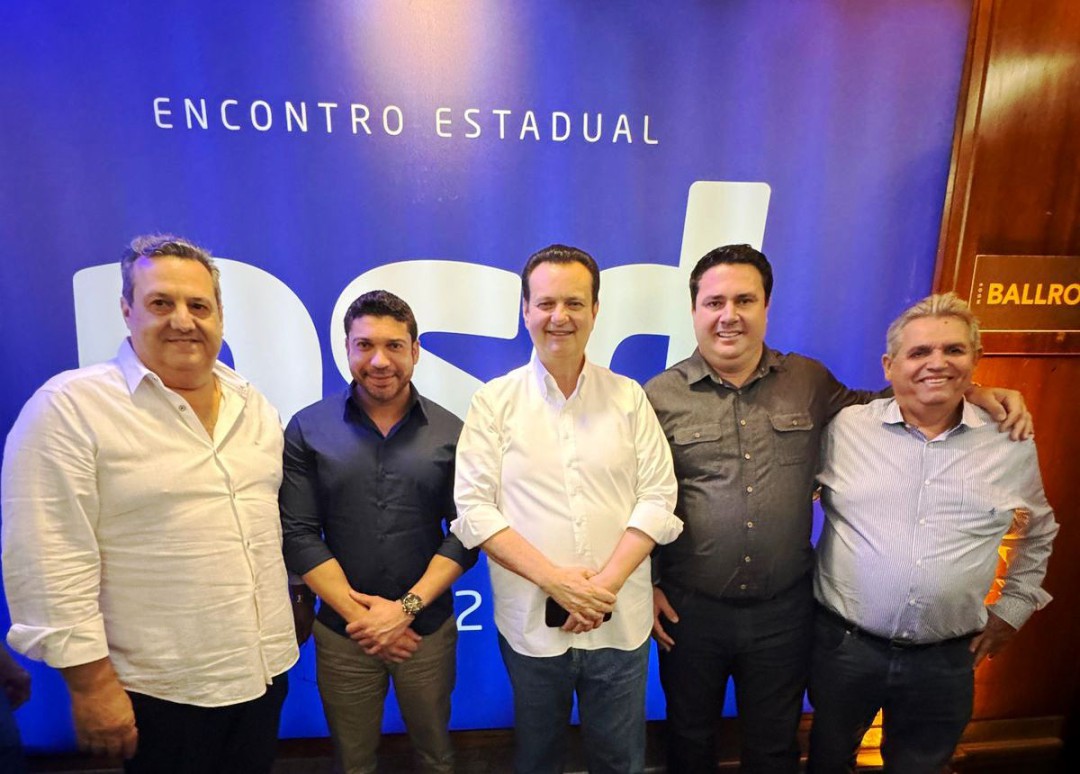 CANDIDATOS ELEITOS PELO PSD EM LEME PARTICIPAM DE ENCONTRO DE LIDERANÇAS DO PARTIDO EM SÃO PAULO