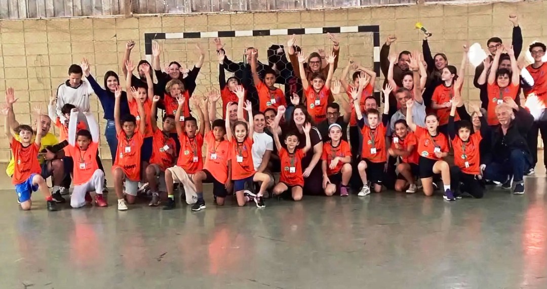 PROJETO HANDEBOL CRESCER LEME PARTICIPA DE FESTIVAL EM MOGI GUAÇU