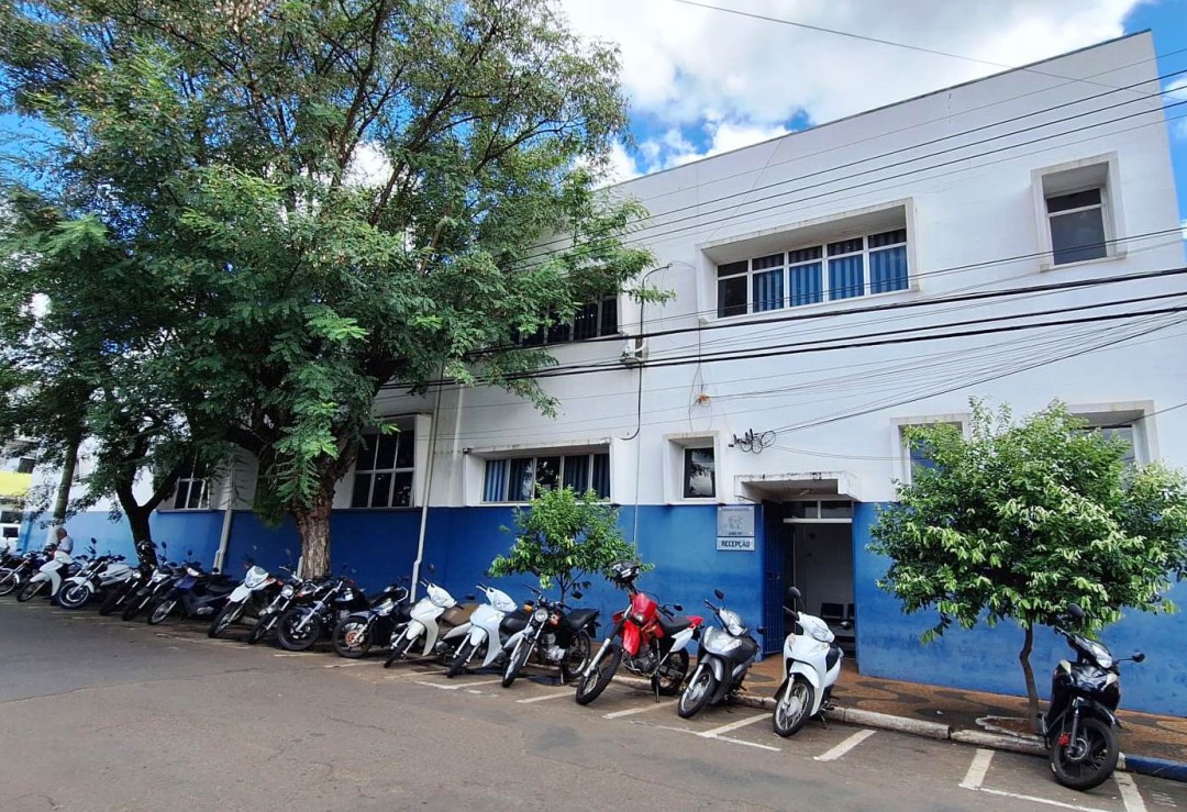 PREFEITO CLAUDEMIR BORGES ENVIA PROJETO PARA A CÂMARA DE VEREADORES PARA TERCEIRIZAR SERVIÇOS DA EDUCAÇÃO MUNICIPAL