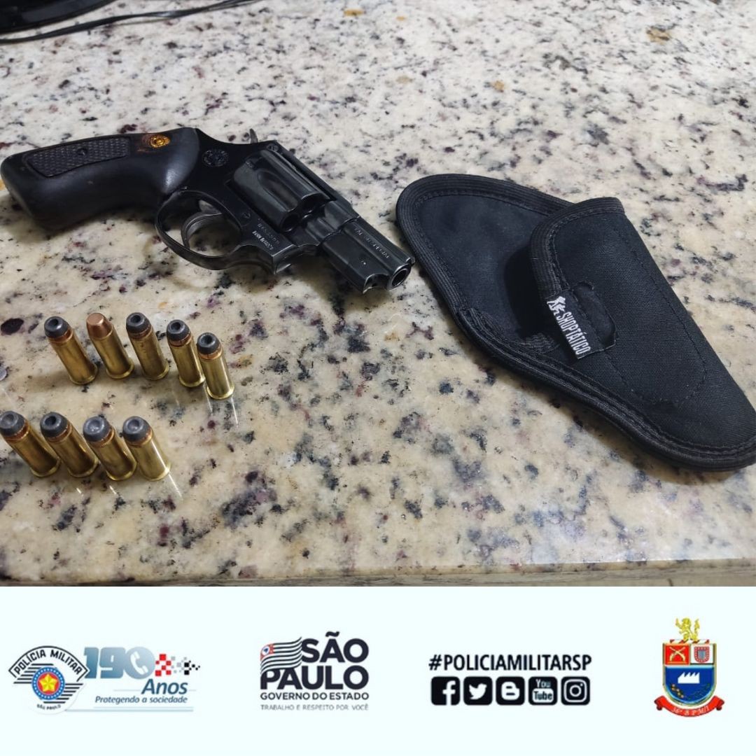 Colisão sem vítimas e evasão do motorista do local