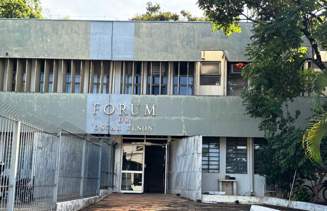 ROBÓTICA VOLTA À MIRA DA JUSTIÇA E EXPÕE CONTRADIÇÕES NA EDUCAÇÃO DURANTE A GESTÃO CLAUDEMIR BORGES