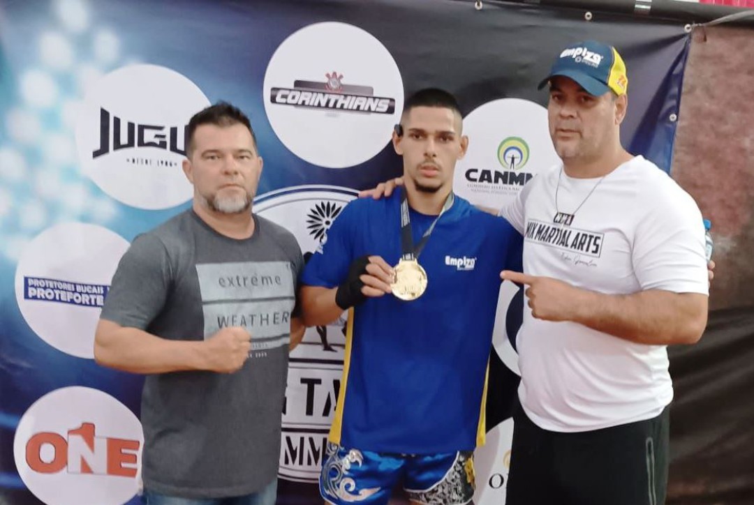 LEMENSE VENCE NA CAPITAL PAULISTA - KICK BOXING