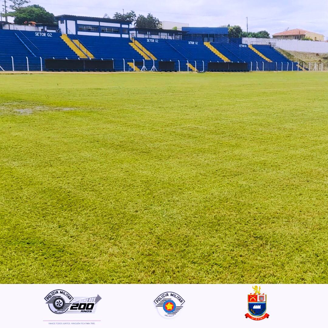 POLÍCIA MILITAR DA CIDADE DE LEME ORIENTA OS TORCEDORES EM RELAÇÃO A SEGURANÇA E O ACESSO AO ESTÁDIO MUNICIPAL BRUNO LAZZARINI, QUE SEDIARÁ O CAMPEONATO PAULISTA DA SÉRIE A3
