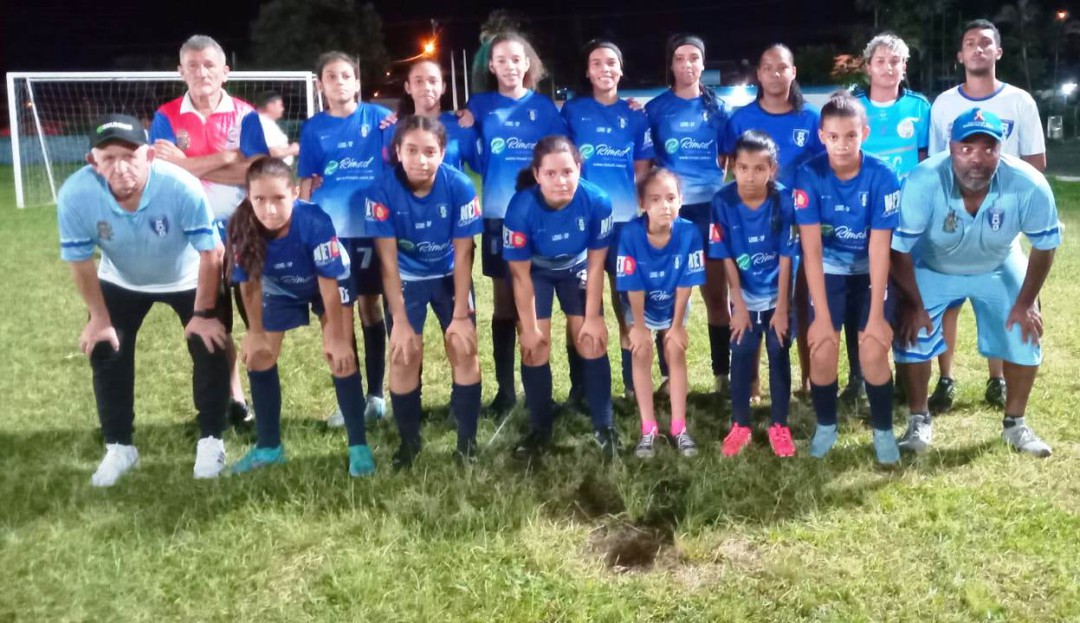 GUERREIRAS AZUIS BRILHAM NO DELLAI