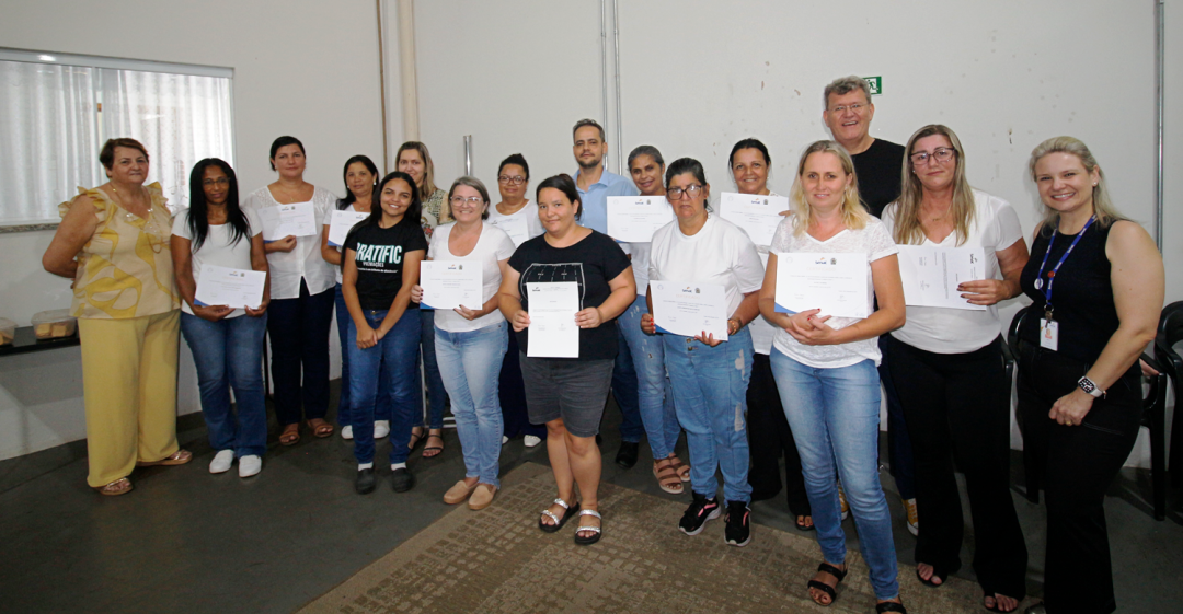 FORMATURA DA TURMA DE CUIDADORES DE IDOSOS