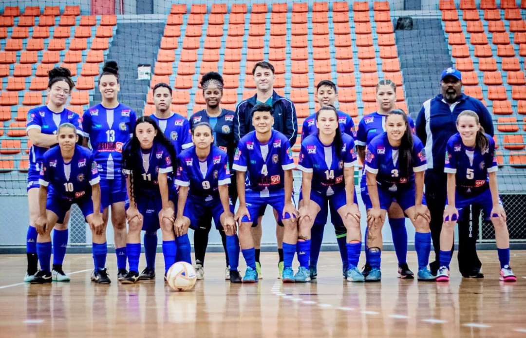 UMA NOITE HISTÓRICA PARA O FUTSAL FEMININO DE LEME