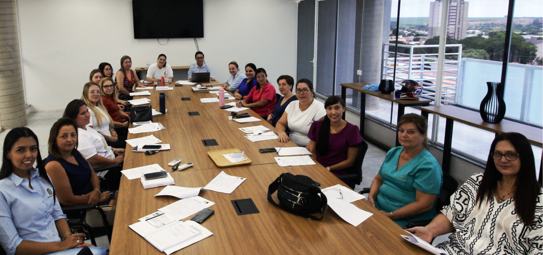 Núcleo Técnico de Vigilância Epidemiológica e a Secretaria de Saúde  realizaram reunião para realianhamento dos fluxos de atendimento nos casos de Dengue