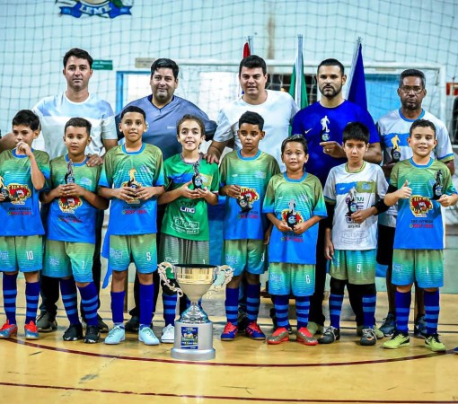 GRANDES FINAIS AGITAM O FUTSAL EM LEME!}